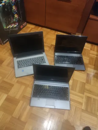 3 Portátiles para piezas o restaurar