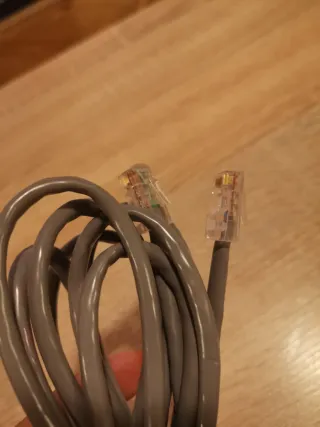 Cables Ethernet RJ45 Varios Tamaños y de teléfono.