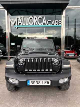 Jeep Wrangler Sahara 