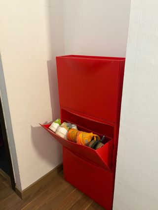 Scaffale scarpiera rosso IKEA a 3 cassetti