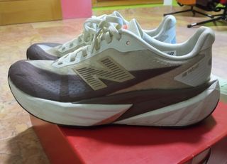 Zapatillas New Balance FuelCell Rebel V5