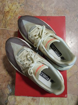 Zapatillas New Balance FuelCell Rebel V5