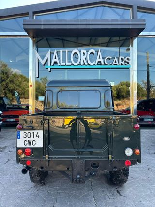 Land-Rover Defender 110 2.4 TDCI 4WD 122CV 
