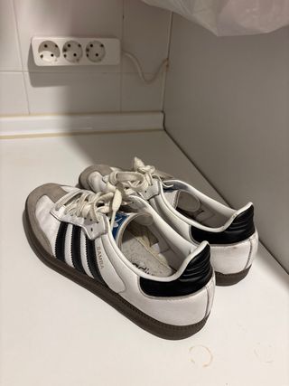 Zapatillas Adidas Samba Blancas y Negras
