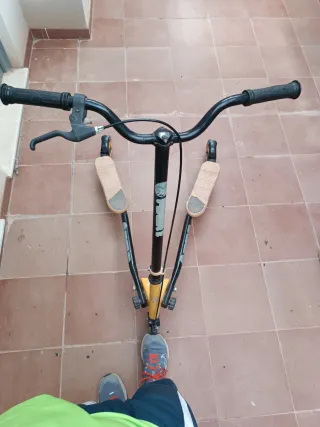 Patín 3 ruedas para derrapes
