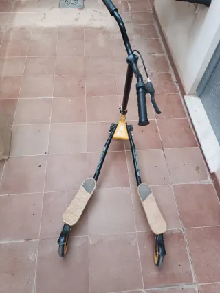 Patín 3 ruedas para derrapes