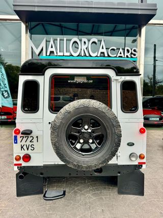 Land-Rover Defender 110 TD4 