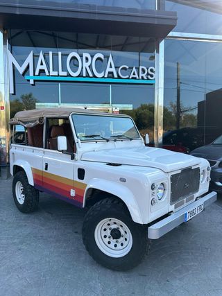 Land-Rover Defender 90 