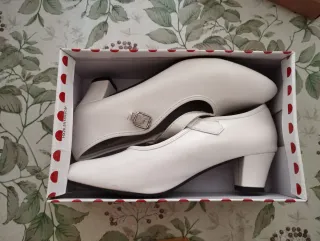 Zapatos de Flamenco Blancos Talla 38
