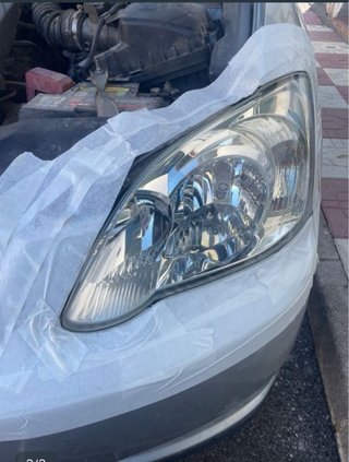 Pulido o lacado de faros