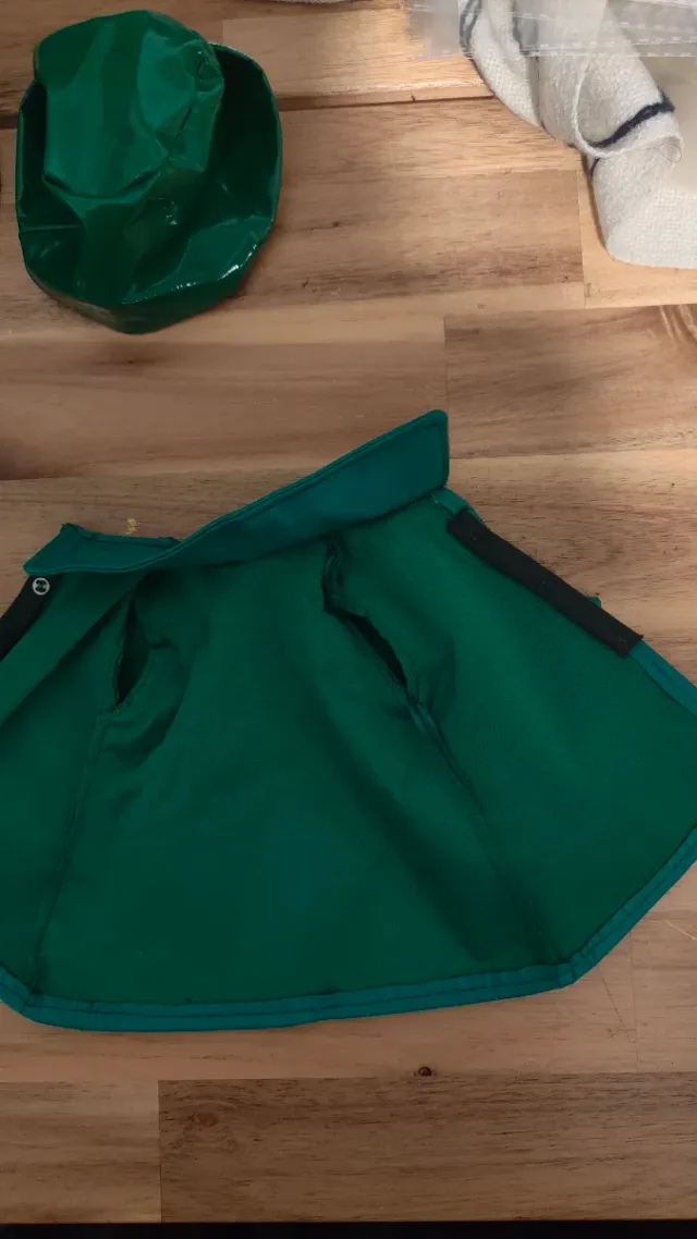 Due set di abbigliamento Nancy diversi