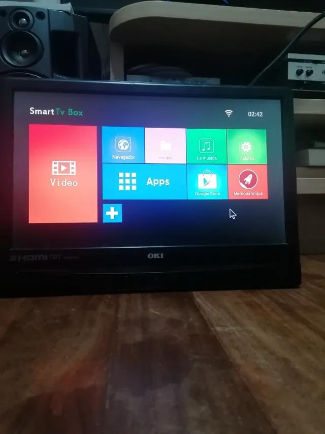 Televisiónes para piezas o. Para reparar