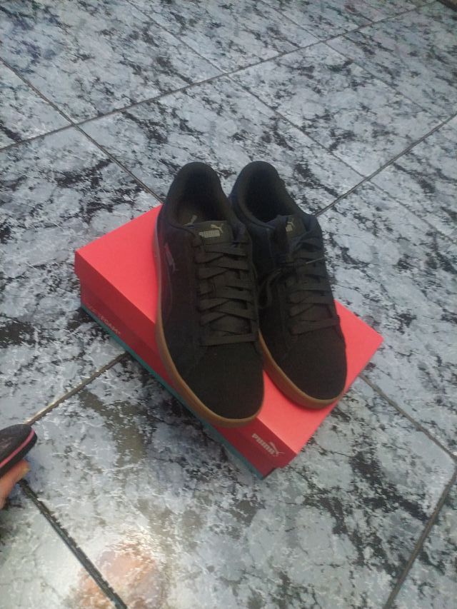 Zapatillas Puma Nuevas negras con marron 42