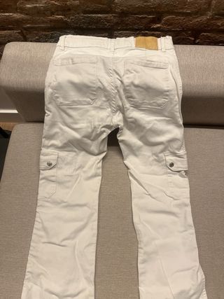 Pantalón cargo blanco