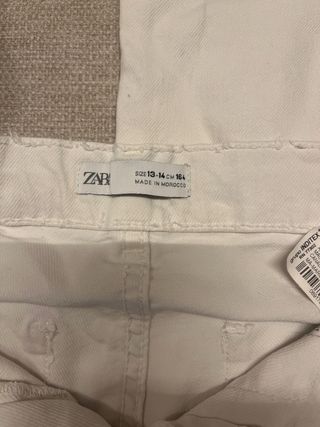 Pantalón cargo blanco