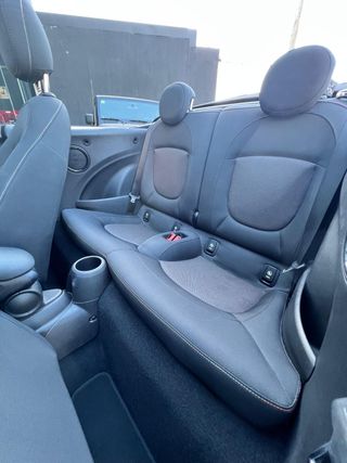 MINI Cooper Cabrio 