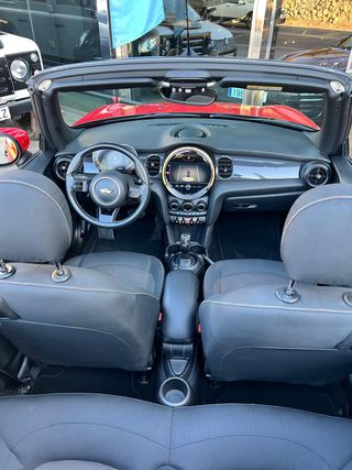 MINI Cooper Cabrio 