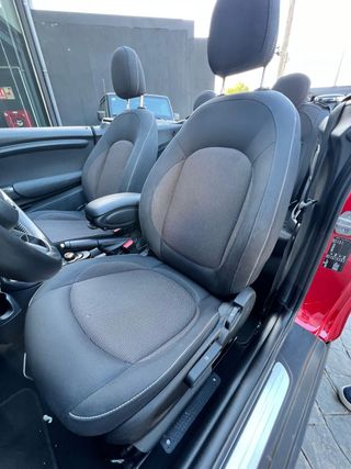 MINI Cooper Cabrio 