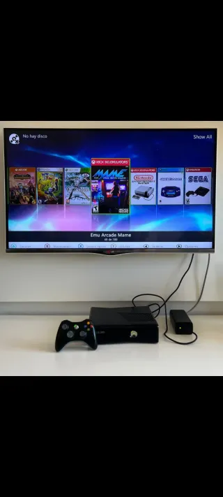 Xbox 360 Negra + Mando + Juegos descargados 94