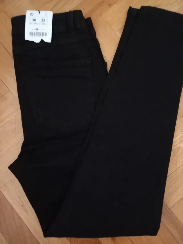 Pantalón negro