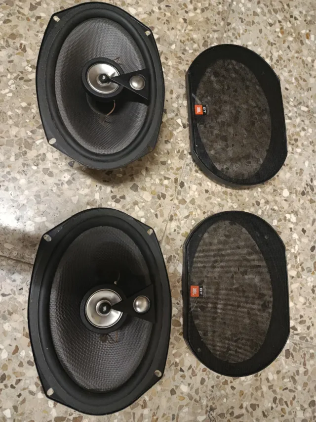 Altavoces JBL Ovalados Negros