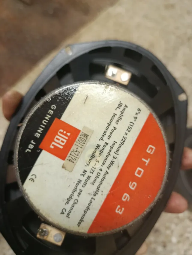 Altavoces JBL Ovalados Negros