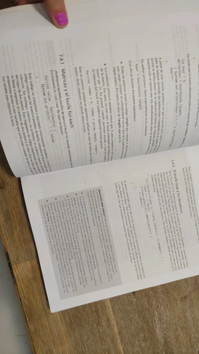 PROGRAMACIÓN ORIENTADA A OBJETOS CON JAVA USANDO B