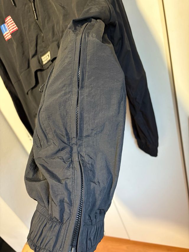 Cazadora chubasquero de hombre Negra y Blanca