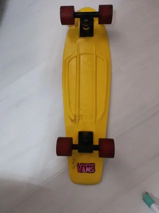 Monopatín Penny Amarillo