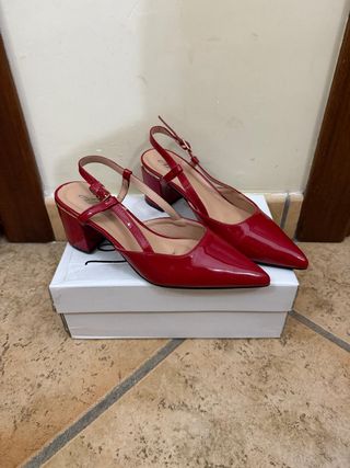 Scarpe rosse slingback punta