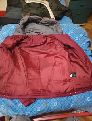 Piumino uomo grigio e rosso