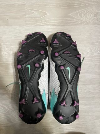 Botas de fútbol Nike Phantom