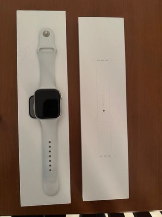 Apple Watch 8 GPS + Celular Plata 45mm