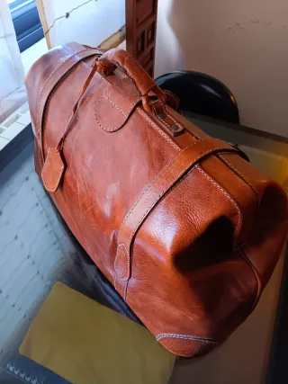 Maletín de piel clásico marrón