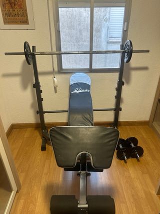 Banco de musculación para gimnasio en casa 