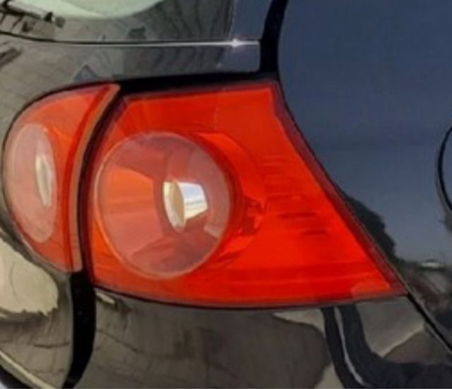 Piloto trasero derecho Golf V