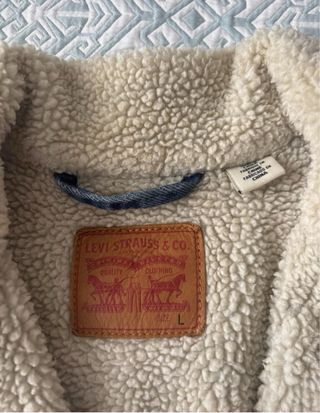 Cazadora Levi's forrada borreguito