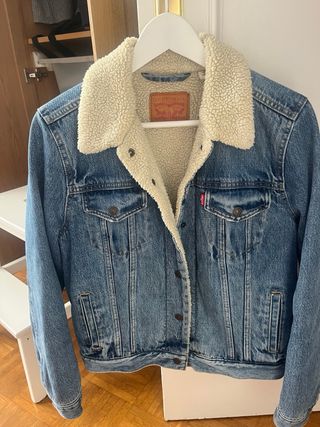 Cazadora Levi's forrada borreguito