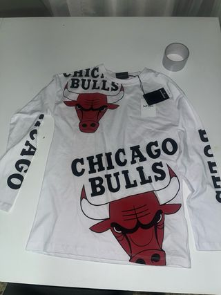 Camiseta Zara Chicago Bulls manga larga Talla M