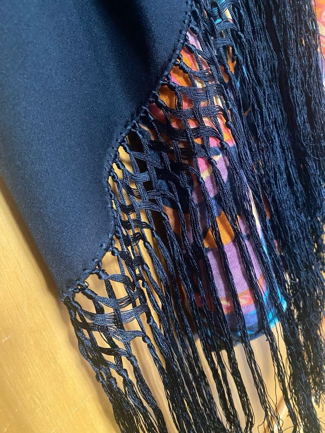 Sciarpa vintage anni '80 con frange