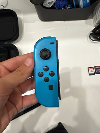 Nintendo Switch Console Blu/Rossa + Porta Giochi
