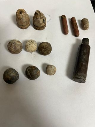 Antichi bossoli e pallottole da avancarica