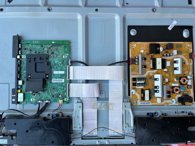 Despiece TV Samsung UE49MU6405U