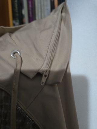 Chaqueta reversible beige y multicolor