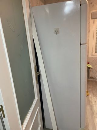 Nevera blanca Indesit