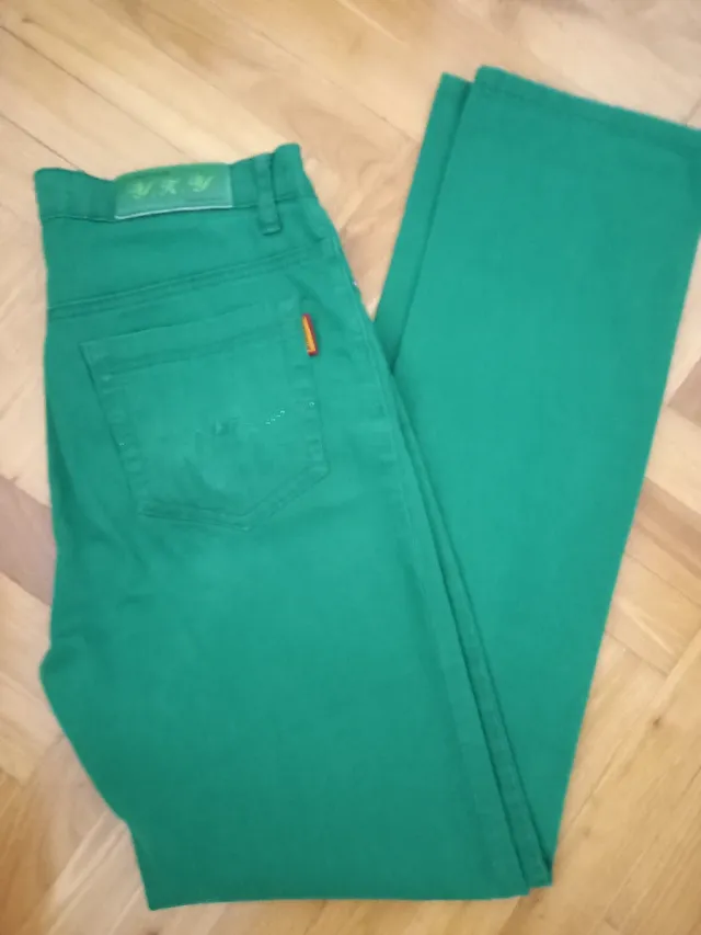 Pantalón verde