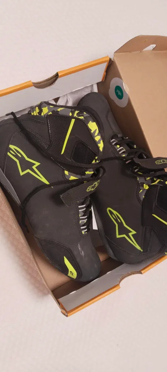 Botas Alpinestars Negras y Amarillas talla 44