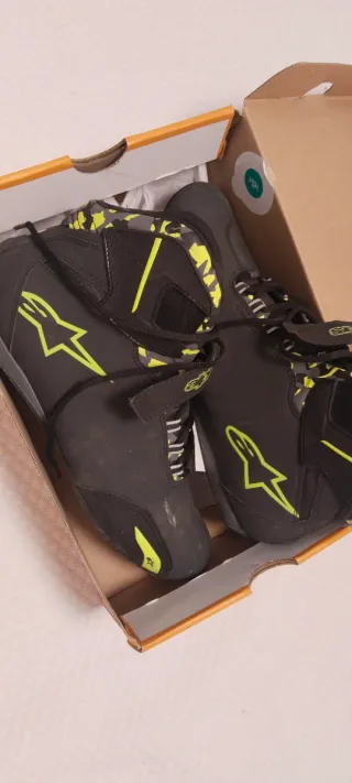 Botas Alpinestars Negras y Amarillas talla 44