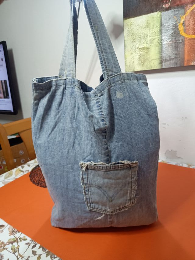 Bolso vaquero grande con asa