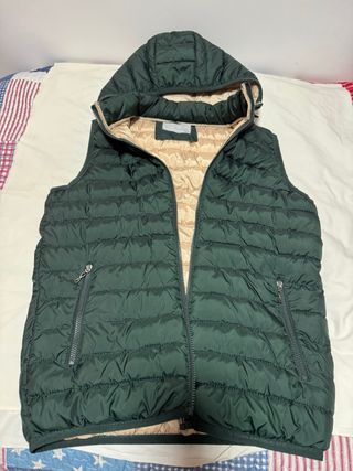 Chaleco acolchado hombre con capucha